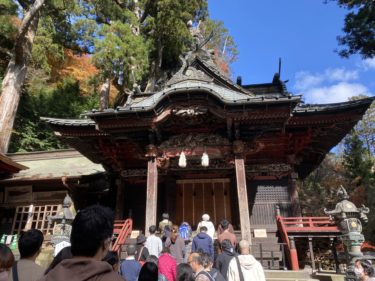 榛名神社本殿の写真